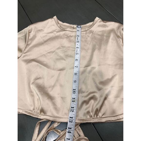 NWT: Women's Lightweight Satin Tie Back Backless Crop Top; boho, glam - Picture 7 of 7
